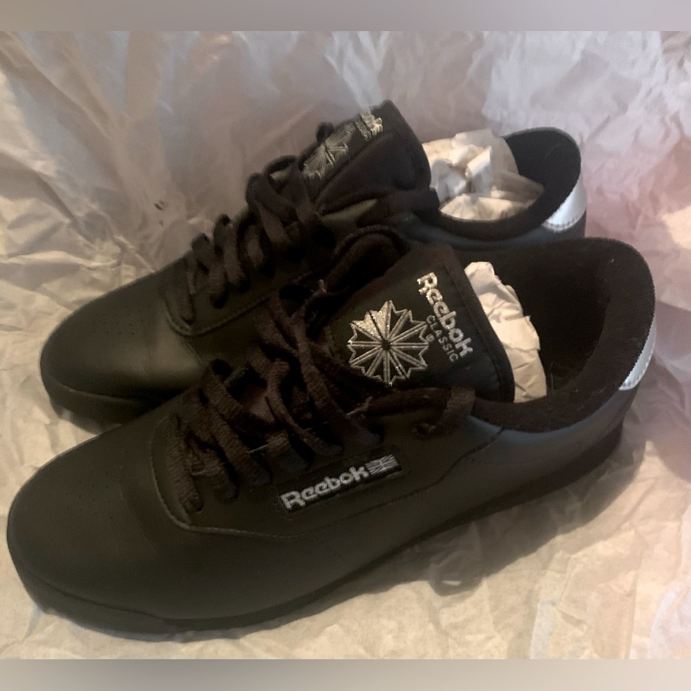 Reebok Princess Womens Shoes Sneakers